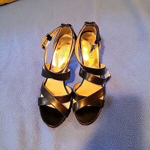 Michael Kors Dress Sandals, Black Leather straps, women's size 8